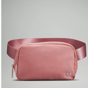 Pink pastel color Everywhere Belt bag 1 L LAST CHANCE ITEM